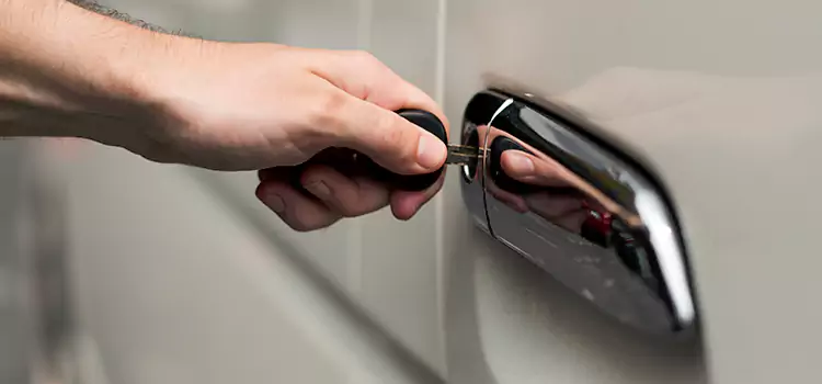 Why Choose Our Auto Locksmith Team in Kansas City, MO?